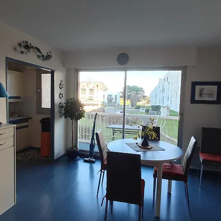 Avec Balcon Et Parking Privatif - Fr-1-843-45 Apartment Le Pouliguen