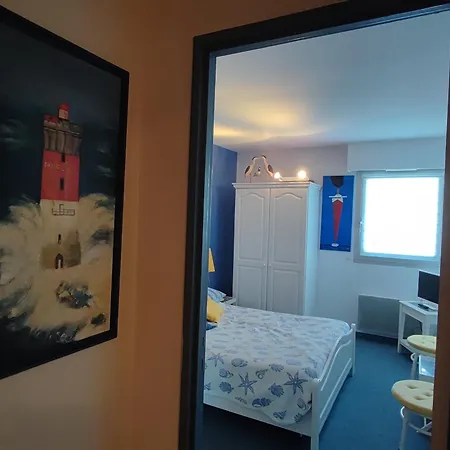 Apartment Avec Balcon Et Parking Privatif - Fr-1-843-45 Le Pouliguen