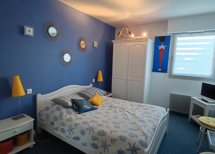 Apartment Avec Balcon Et Parking Privatif - Fr-1-843-45 *